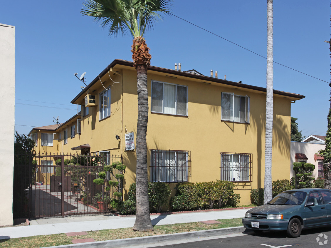 Primary Photo - 6043 Stafford Ave