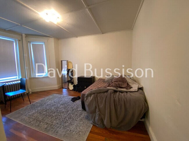Building Photo - 1179 Boylston St