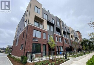 Building Photo - 3566 Colonial Dr