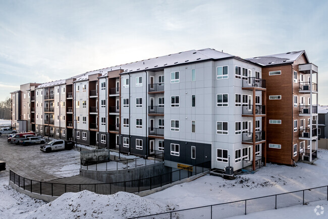 Building Photo - Orchards 66