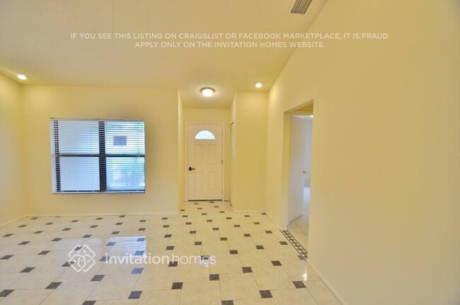Foto del edificio - 1010 Dishman Loop