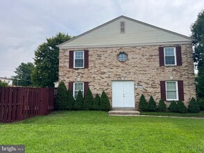 Building Photo - 3422 Tendril Ct
