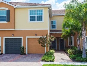 Building Photo - 7918 Moonstone Dr