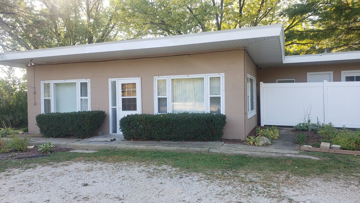 Front of house - N7646 State Park Rd
