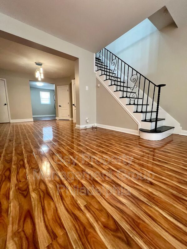 Foto del edificio - 4227 Neilson St