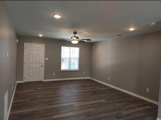 Building Photo - 108 Tyler Way