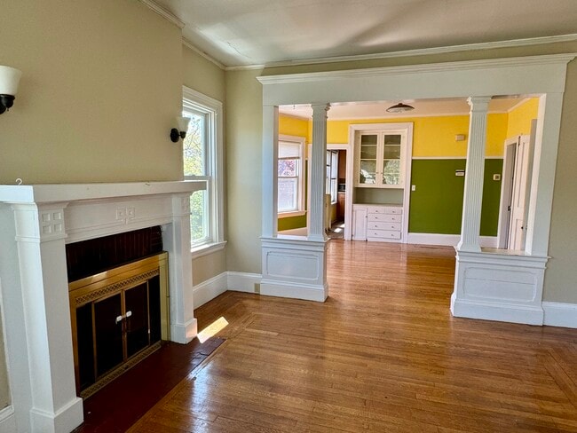 Building Photo - 86 Hilltop Ave