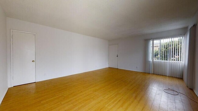 Building Photo - 1226 W 144th St