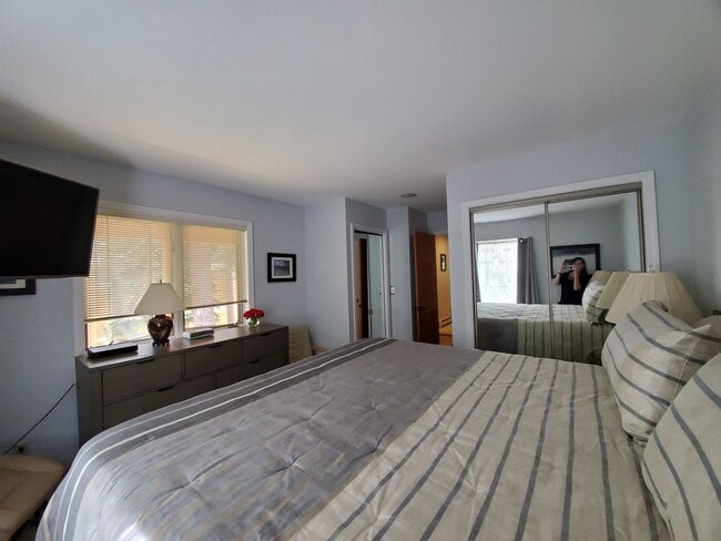 Foto del edificio - Rare summer seasonal rental!