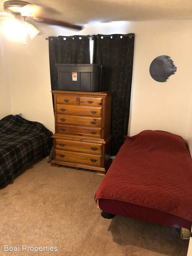 Building Photo - 2 br, 1 bath House - 814 San Saba