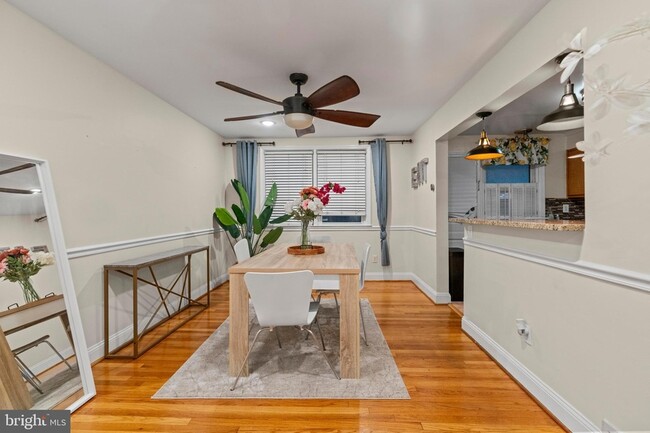Foto del edificio - 6008 Northwood Dr