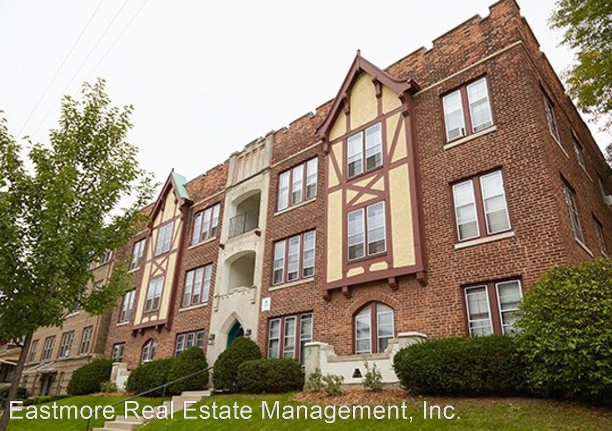 Primary Photo - 2556 N Murray Ave