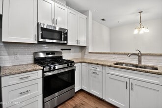 Building Photo - 626 Marion Ln