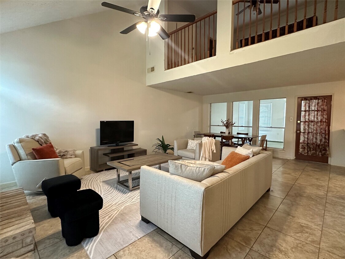 Foto principal - 3306 Kempwood Dr