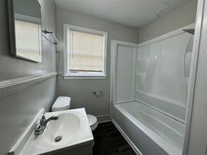 Building Photo - 3039 9th St