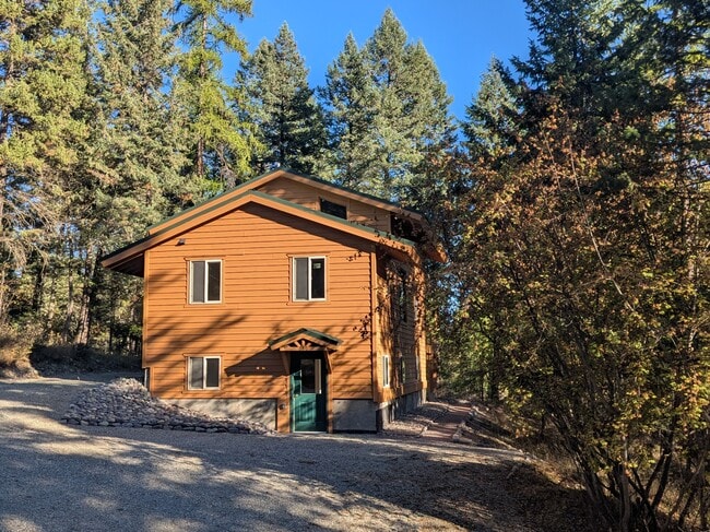 Building Photo - 286 Antler Rdg Rd