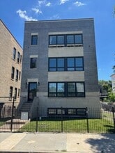 Building Photo - 1327 S Fairfield Ave