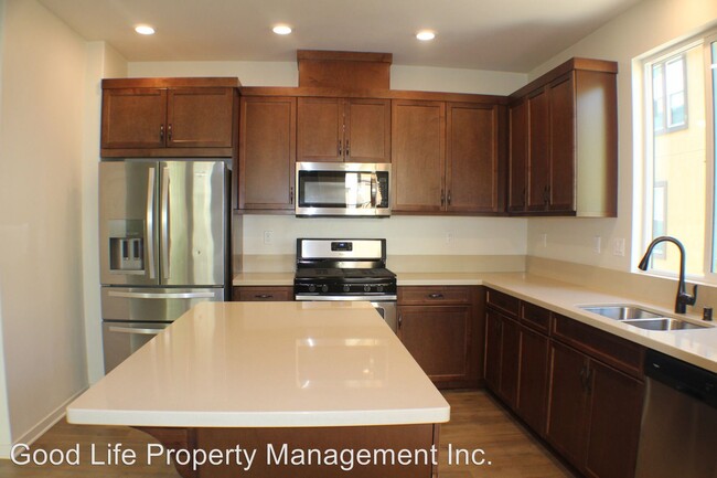 Building Photo - 3 br, 2.5 bath House - 309 Mission Villas Rd