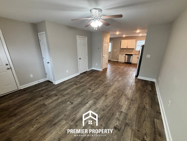 Foto del edificio - Family-Friendly 3BR Odenville Home with Stainless Steel Appliances & Spacious Backyard