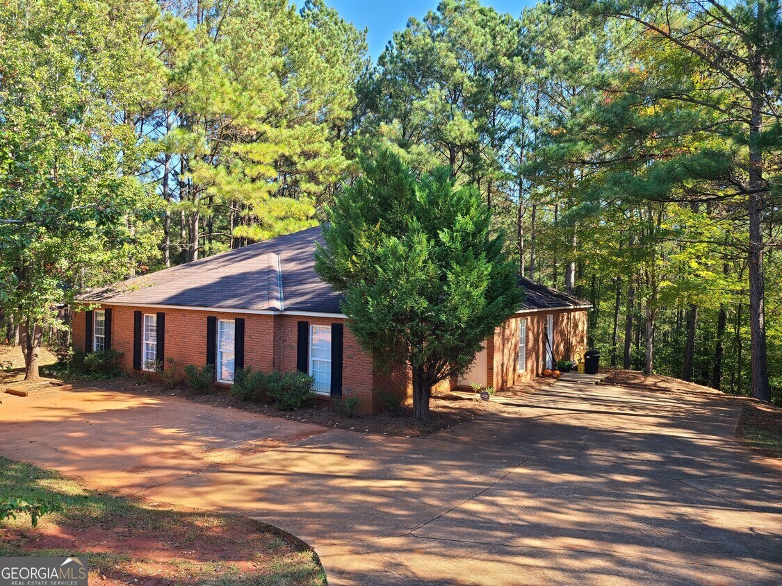Foto principal - 380 Mobley Rd