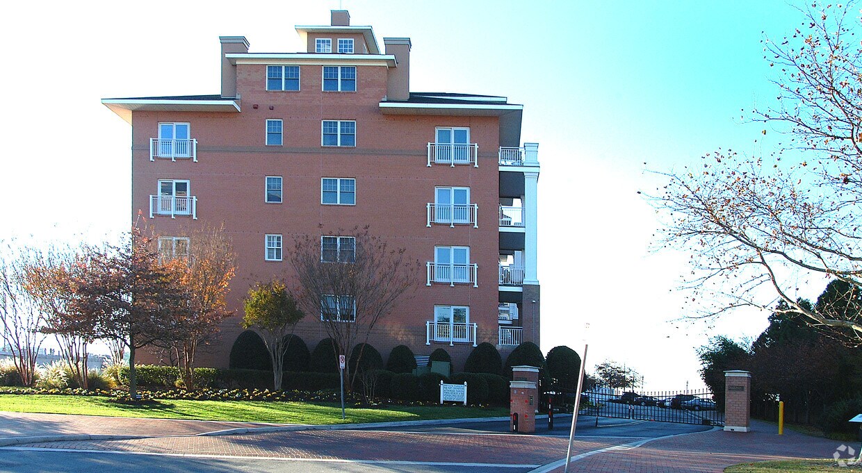 Foto principal - The PierPointe at Freemason Harbour