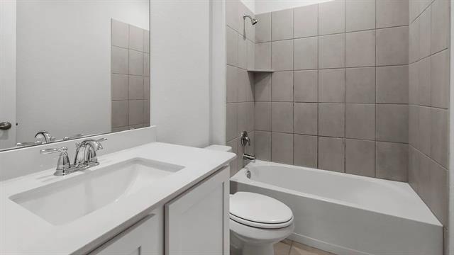 Foto del edificio - 2004 Foggy Wds Ln