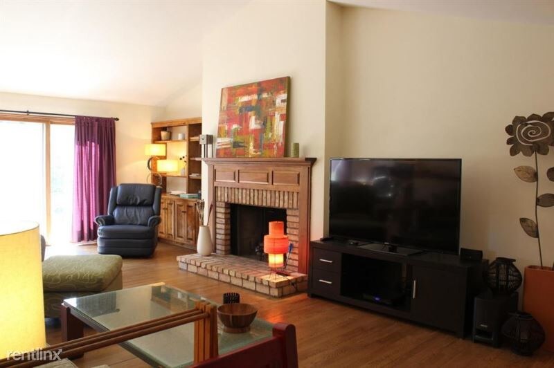 Primary Photo - 2 br, 2 bath Condo - 10650 N WINSLOW DR
