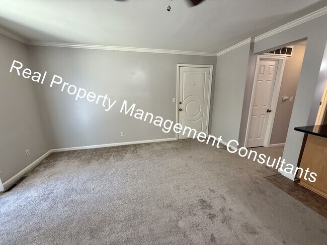 Foto del edificio - 2 Bedroom In Westport Rent Special