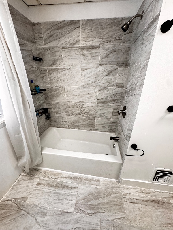 Building Photo - 64-64 Rowe Ave