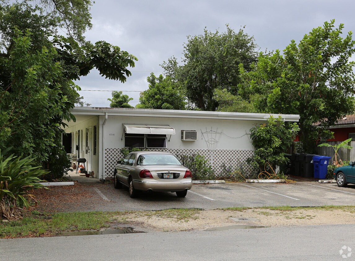 Foto principal - 1018 NE 18th St
