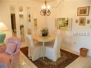 Foto del edificio - 1540 Glen Oaks Dr E