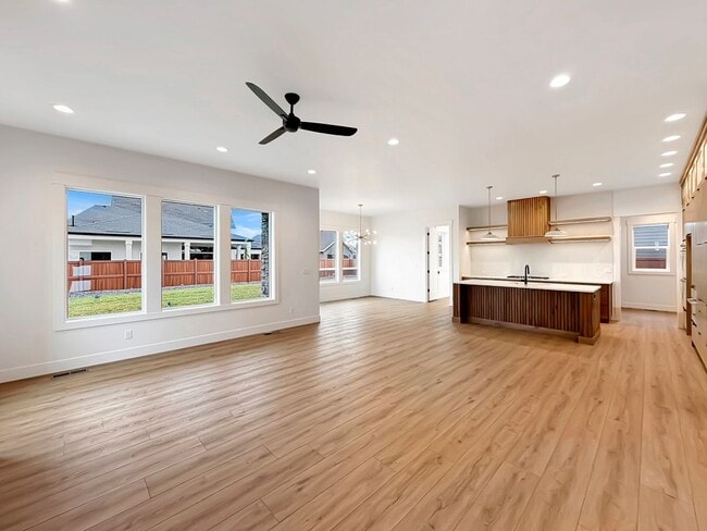 Building Photo - Pet-Friendly Luxury: New 4BD Construction with 2 Dedicated Offices in Eagle’s Centerra Community