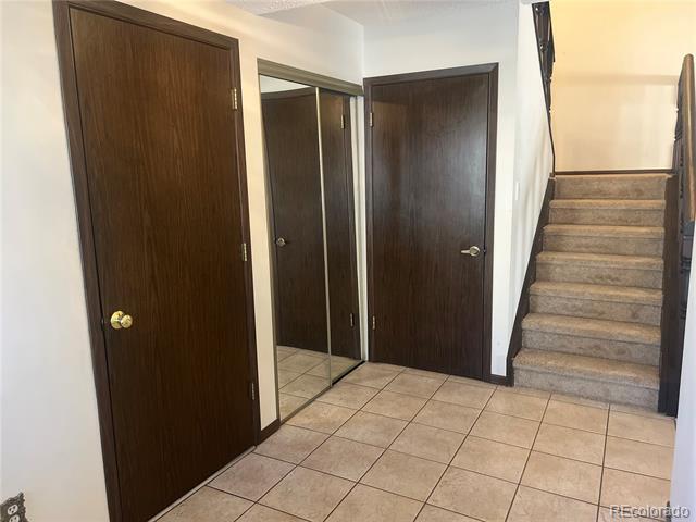 Building Photo - 2750 S Heather Gardens Way