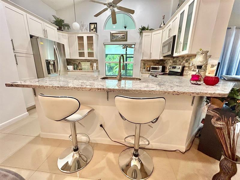 Foto principal - 156 Colly Way