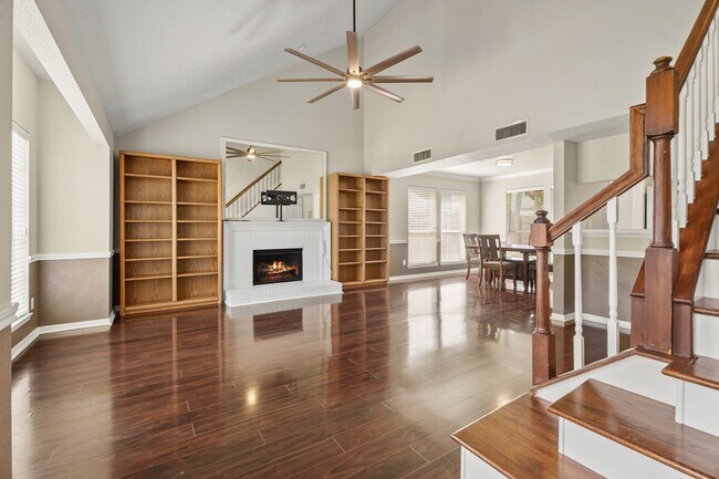 Foto del edificio - 14310 Sun Harbor Dr