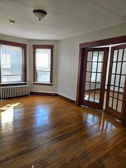 Photo - 263 Elm St Apartment