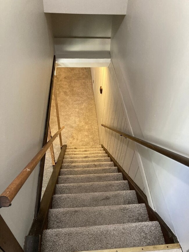 Building Photo - Chicago Avenue Duplex