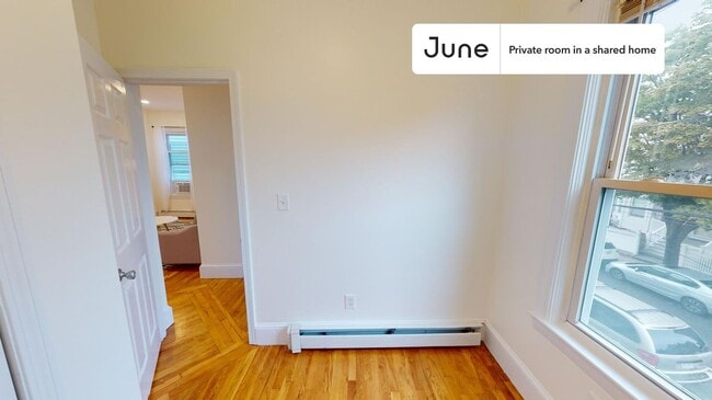 Building Photo - Room in Shared 3 bed/1 bath home