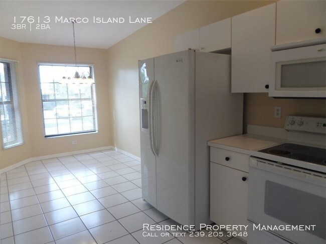 Foto del edificio - 17613 Marco Island Ln
