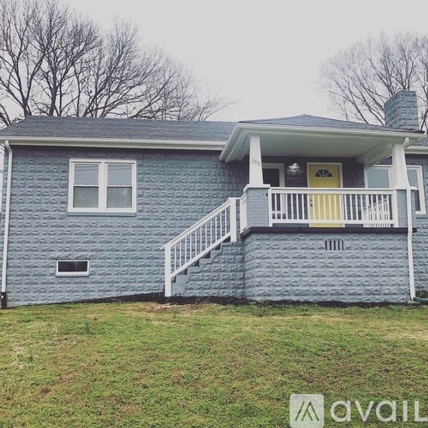 Primary Photo - Knoxville 37915 - 3 bedroom, 1 bath home -...