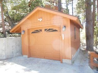 Building Photo - 25271 Deer Path Rd