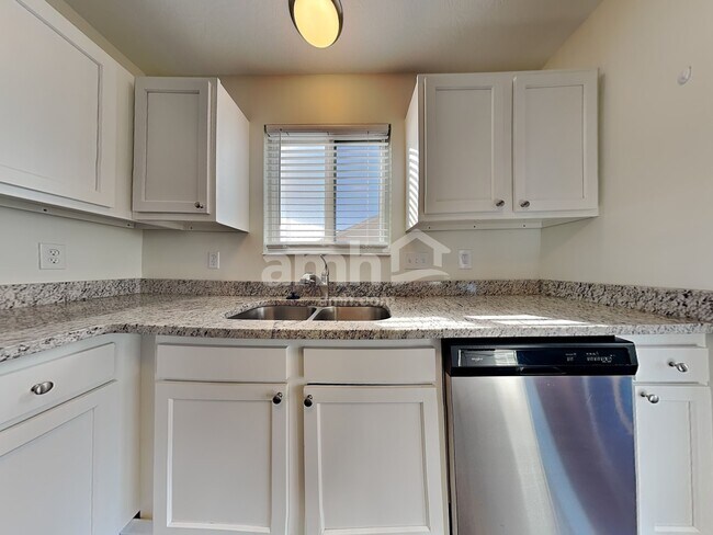 Foto del edificio - 10718 Anna Ln