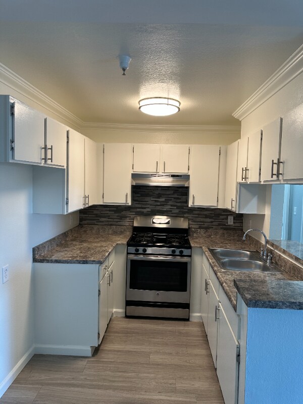 Foto del edificio - 5811 Tujunga Ave