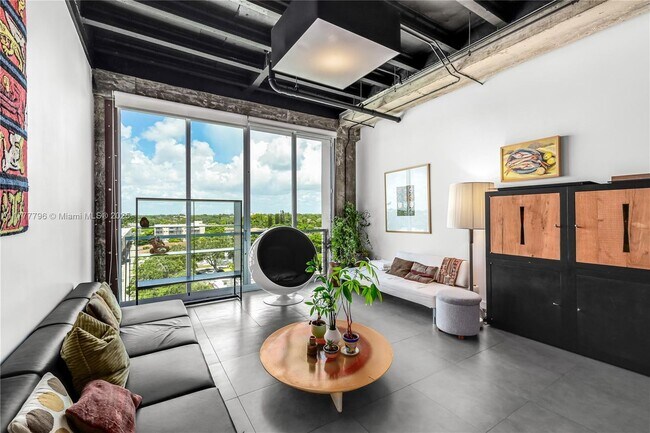 Foto del edificio - 8101 Biscayne Blvd