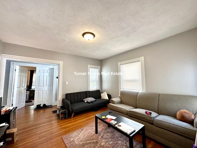 Building Photo - 30 Touro Ave