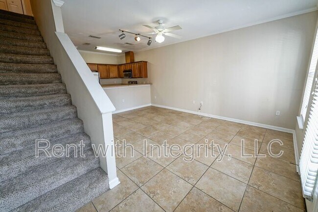 Foto del edificio - 2400 Fred Smith Rd