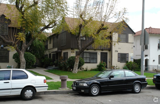 Building Photo - 236-236 S Harvard Blvd