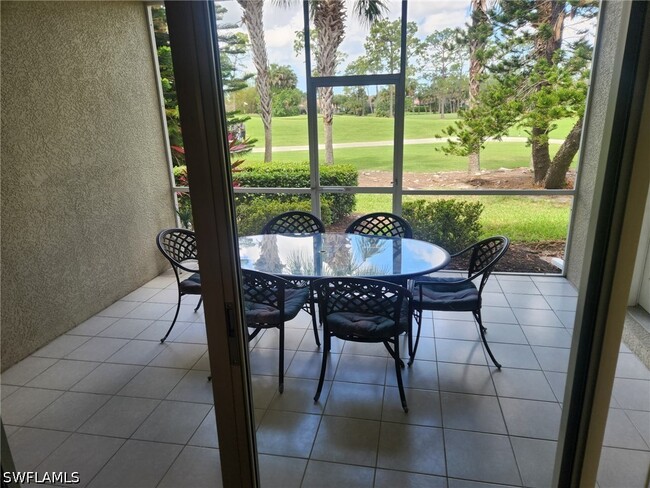 Foto del edificio - 8085 Celeste Dr