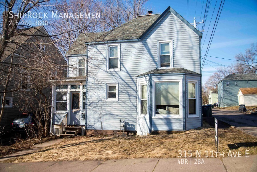 Primary Photo - 315 N 11th Ave E