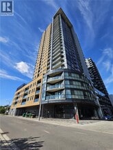 Building Photo - 108 Garment St